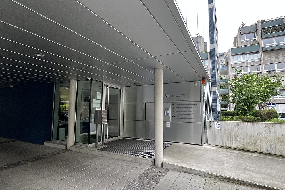 Außenansicht der Beratungsstelle im Westend. Der barrierefreie Zugang ist möglich.